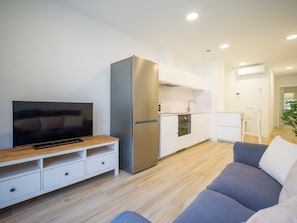 Living room - Deluxe Canteras 2C By Canariasgetaway (Las Palmas de Gran Canaria)
