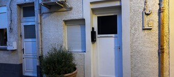 Studio in the pedestrian precinct