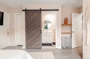 3 habitaciones, escritorio y wifi