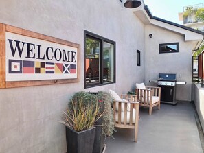 ลานระเบียง/นอกชาน