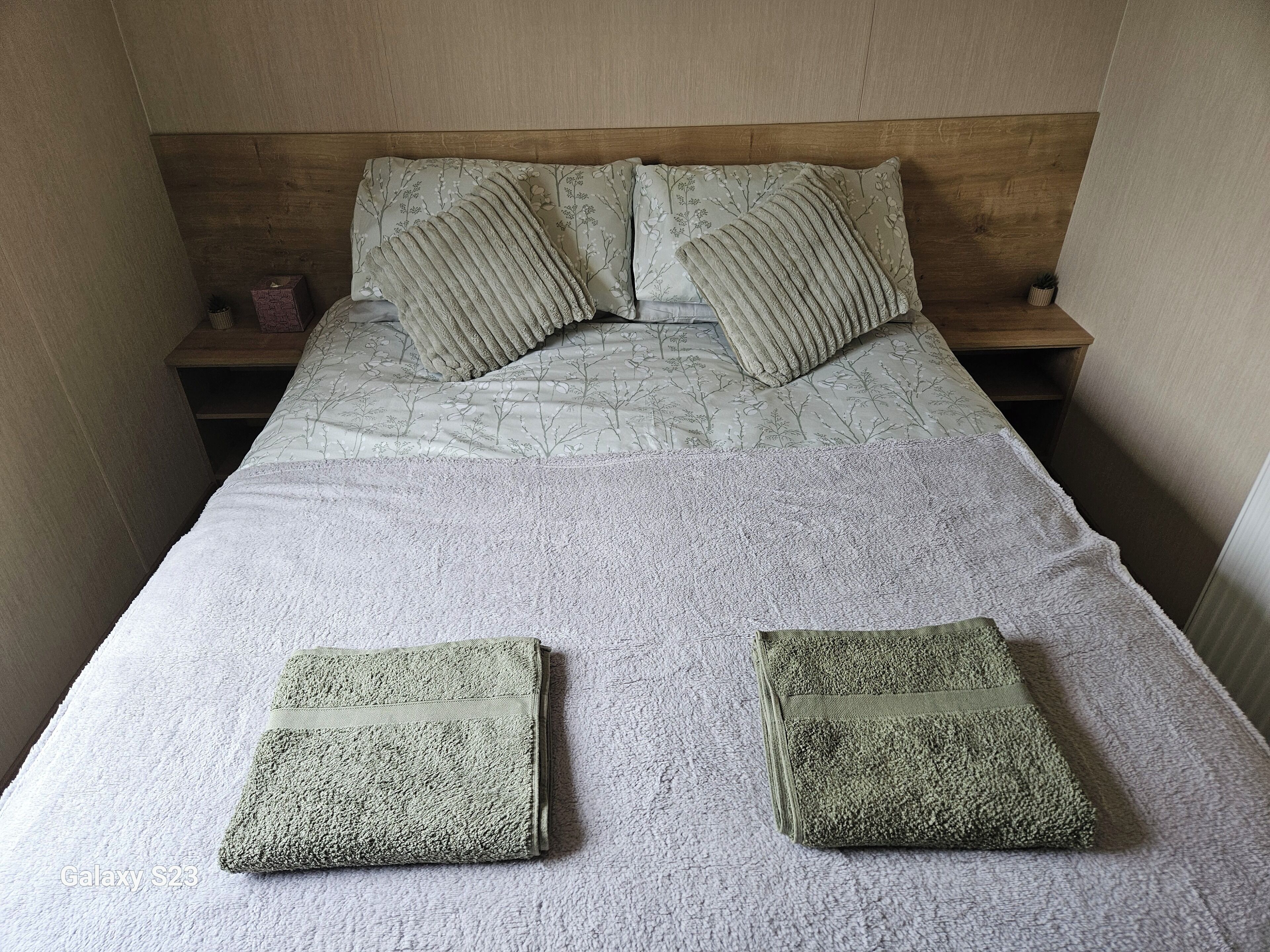 2 makuuhuonetta, silitysrauta/-lauta, Wi-Fi, vuodevaatteet