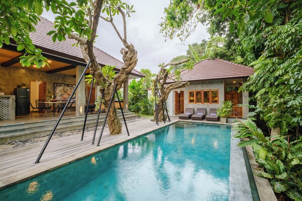 Outdoor pool - Villa Gaya Ubud (Ubud)
