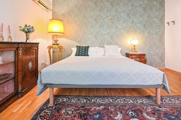 2 chambres, fer et planche à repasser, Wi-Fi, literie fournie