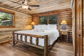 3 bedrooms, iron/ironing board, travel cot, free WiFi