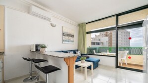 Dining - Apartment in Playa del Ingles Near Beach (San Bartolomé de Tirajana)