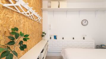 House | 2 bedrooms, iron/ironing board