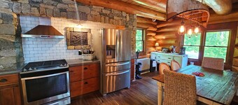 Bear Cove Hideaway- Secluded Cabin on Lake Brassua