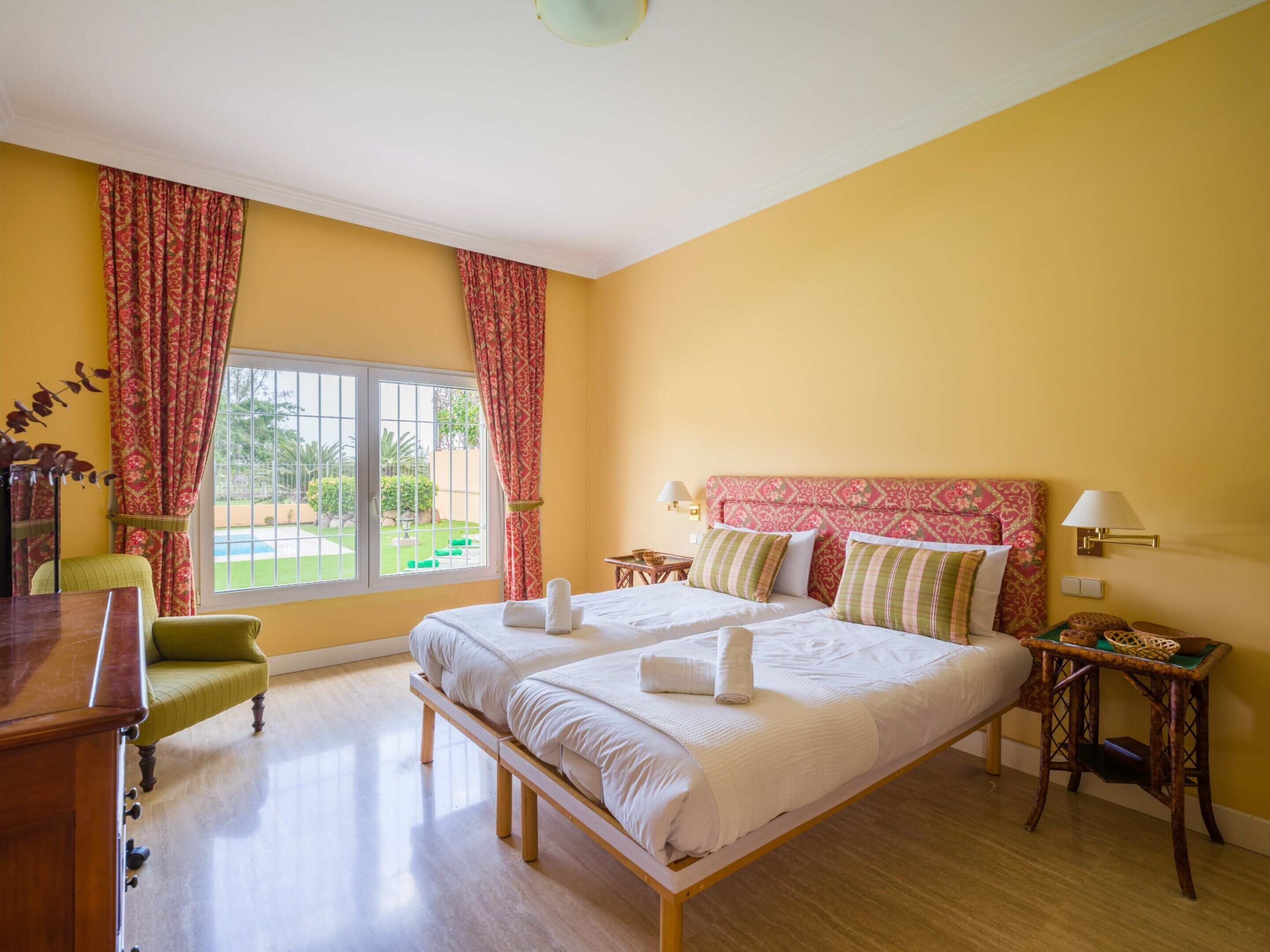 3 bedrooms, iron/ironing board