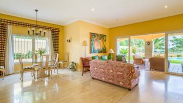 Chalet | Living room