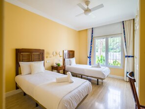 3 bedrooms, iron/ironing board - Chalet in Maspalomas by Golf & Private Pool (San Bartolomé de Tirajana)