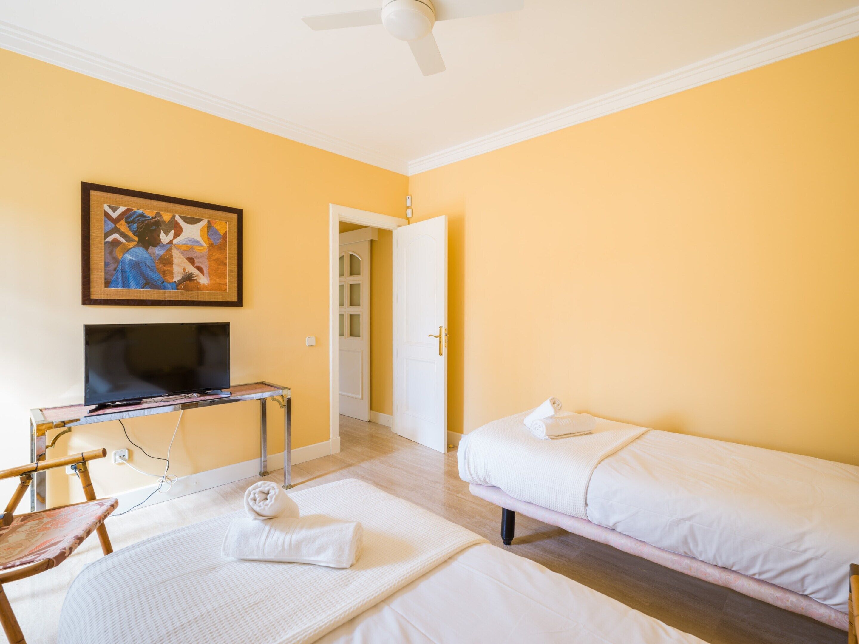 Chalet | 3 bedrooms, iron/ironing board