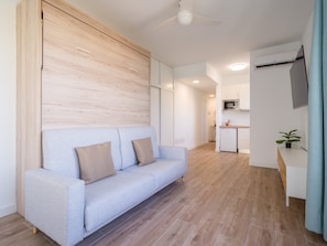 Living area - Charming Urban Getaway for Two (Las Palmas de Gran Canaria)