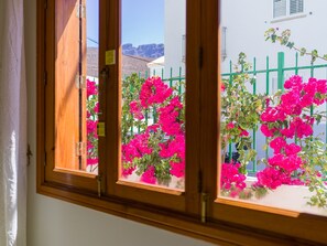 Chalet | Exterior - Chalet in Agaete Near Playa del Juncal (Agaete)