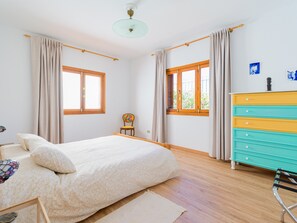 Chalet | 3 bedrooms, iron/ironing board