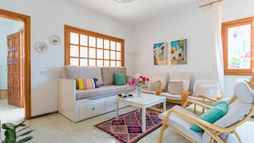 Chalet | Living area