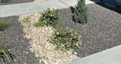 Charming Condo in Star, ID, near shopping , Dining, spas and salon, with WiFi