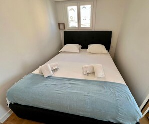 1 soverom, strykejern/-brett, wi-fi og sengetøy