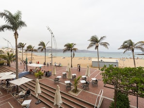 Exterior - Beachfront Home in Las Palmas Near Las Canteras (Las Palmas de Gran Canaria)
