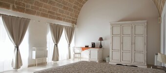 Le Grotte di Sileno Farmhouse. The magic of the real Apulian Experience.