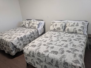 Free WiFi, bed sheets