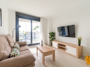 House | Living room - Studio in Las Palmas Near Las Canteras Beach (Las Palmas de Gran Canaria)