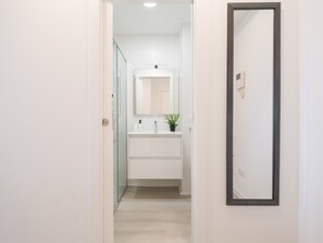 Maison | Salle de bain | Sèche-cheveux