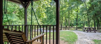 Quiet Country Cabin • Near Trails & State Parks