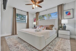 4 bedrooms, WiFi, bed sheets
