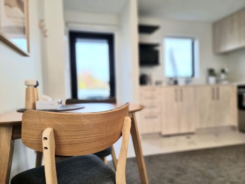 Steps from the Arena - Modern Addington Stay