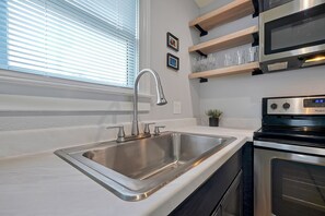 Microwave, oven, stovetop, dishwasher