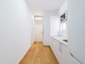 Apartment | Private kitchen - Apartment by Las Canteras Beach, Las Palmas (Las Palmas de Gran Canaria)