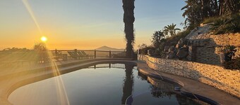 OCEAN VIEWS w/ Pool and Hot Tub in Spacious 5-Bedroom Home