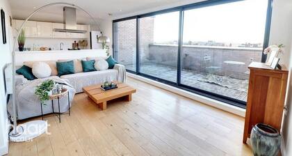 Entire 2 bedroom flat central lincoln