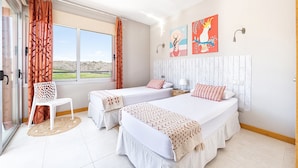 Unclassified image, 3 of 51, button - Villa in Salobre Golf With Private Pool (San Bartolomé de Tirajana)