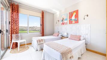 Villa | 2 bedrooms, iron/ironing board