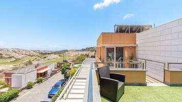 Villa | Terrace/patio