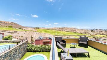 Villa | Property grounds