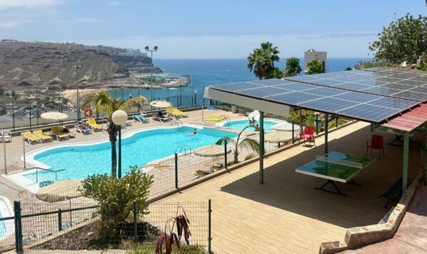 Piscine extérieure, piscine chauffée