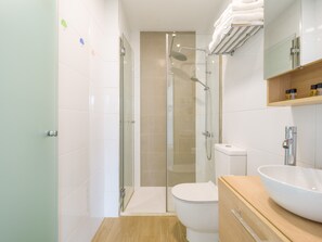 Bathroom | Hair dryer - Seaside Apartment Near Playa Confital (Las Palmas de Gran Canaria)