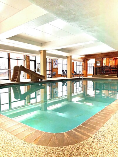 Elite End Unit Mtn/Pool View/Ski-In/Ski-Out