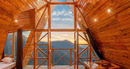 Nesta Narkanda Cottage