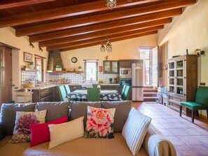 Cottage | Living room