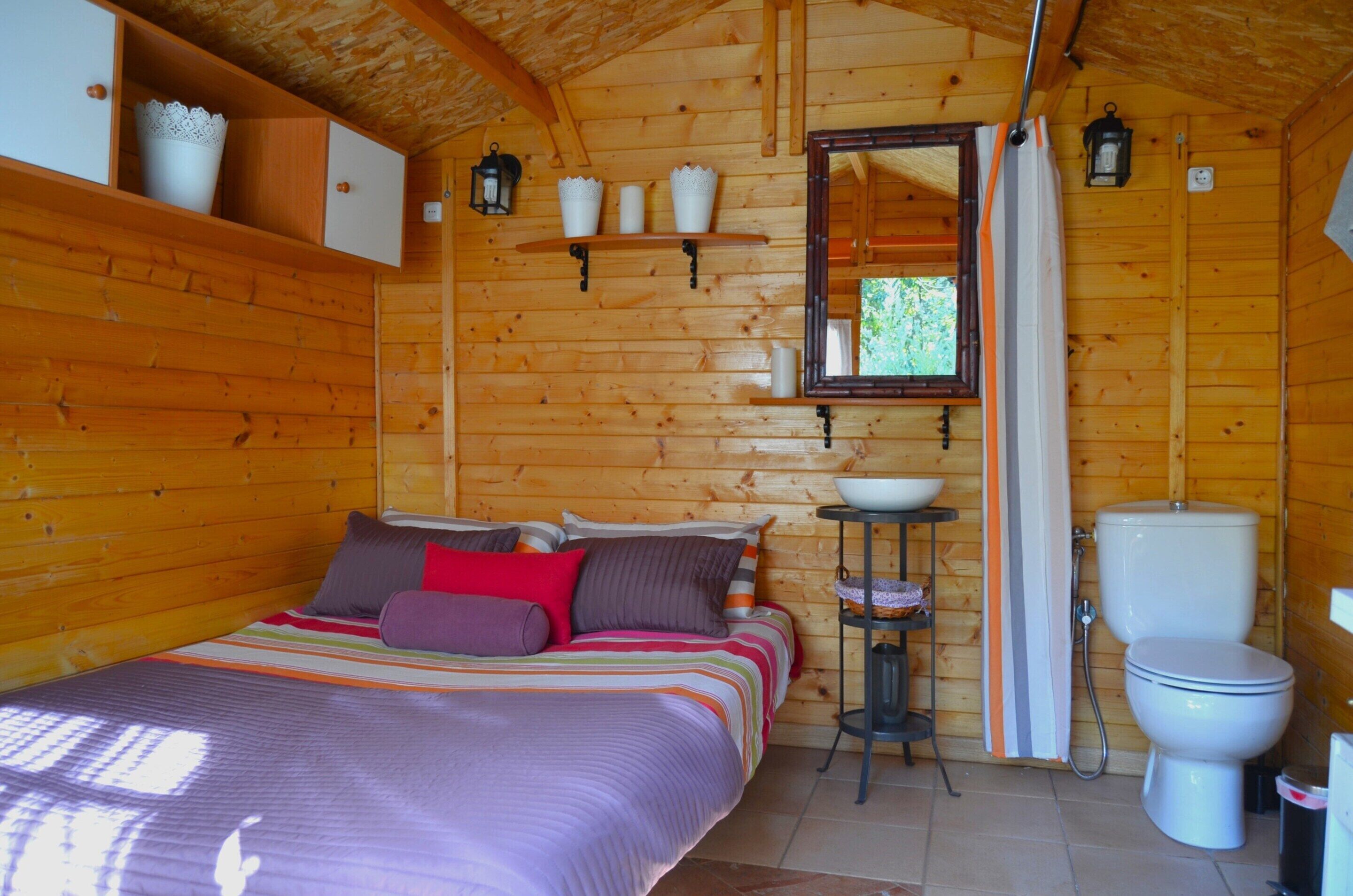 2 bedrooms, iron/ironing board