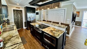 Coffee/tea maker, fridge, microwave, oven - Pirate-Themed Luxury Beach House-Free Golf Cart-Ocean Views-Ocean Lakes (Myrtle Beach)