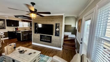 Smart TV, video games