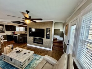 Smart TV, video games - Pirate-Themed Luxury Beach House | Golf Cart| Ocean Views | Ocean Lakes Family Campground (Myrtle Beach)