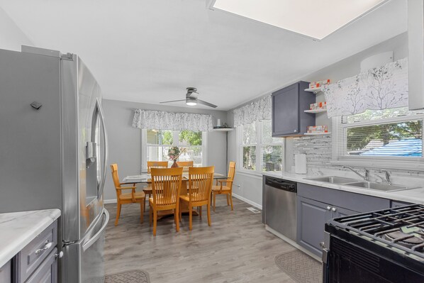 Microwave, oven, stovetop, dishwasher