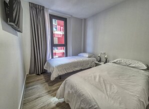 2 bedrooms, iron/ironing board - Apartment by Playa de Las Canteras Beach (Las Palmas de Gran Canaria)