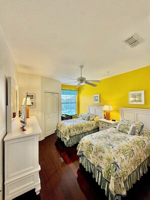 2 chambres, fer et planche à repasser, Wi-Fi gratuit, draps fournis