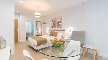 1 bedroom, iron/ironing board